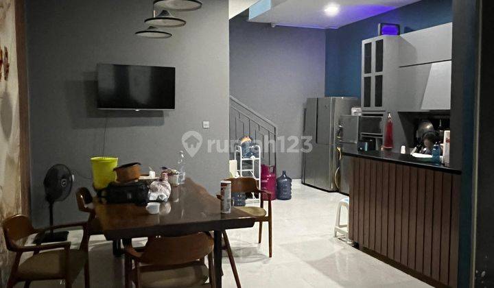 Jual Rumah Cakep Angke 6x15 Furnish Siap Huni 2