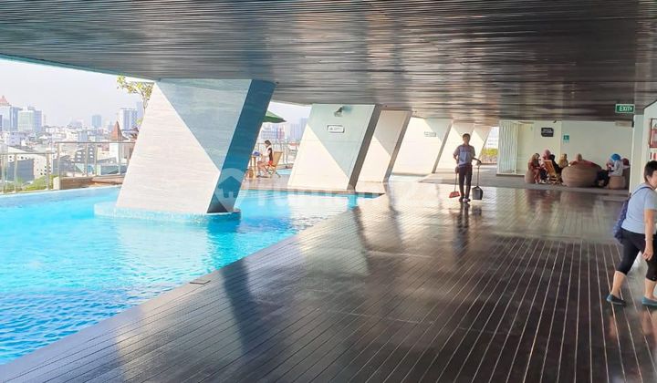 Quick Sale Menteng Park Apartment 2BR 60m2 PRIVATE LIFT FURNISHED 2