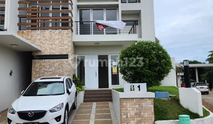 PIK House 250m2 SUPER NICE CORNER Brandnew PIK House 250m2 SUPER NICE CORNER Brandnew