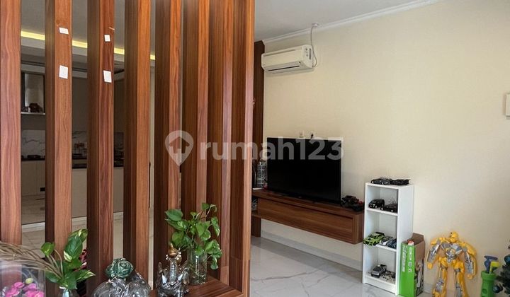 Sewa dan Jual Rumah Cakep PIK1 Full Renov Furnish Siap Huni  2