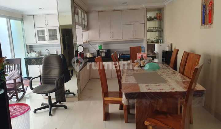 TURUN HARGA Rumah PIK 10x18 Johar Hijau Golf Furnish