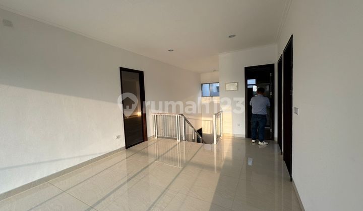 Rumah Cantik JARANG ADA siap huni Golf Island 428m2 2