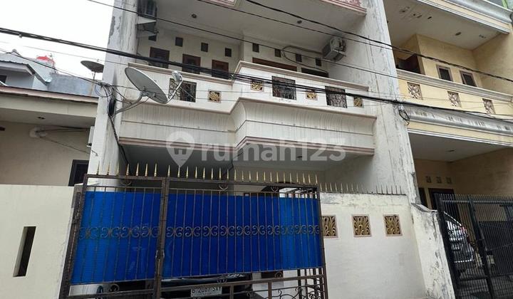 North Sunter Agung House 6x14 3 Floors Ready to Live In Fully Furnished