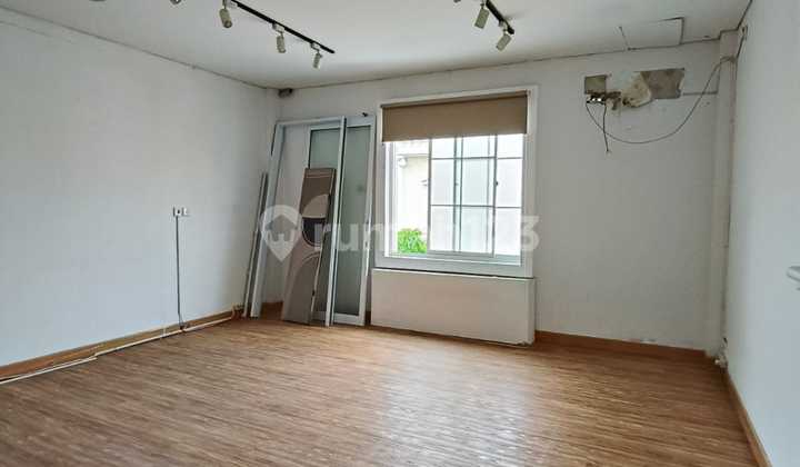 For Sale Exclusive Shop House Rental in PIK1 5x15m² Prime and Strategic Location Renovated