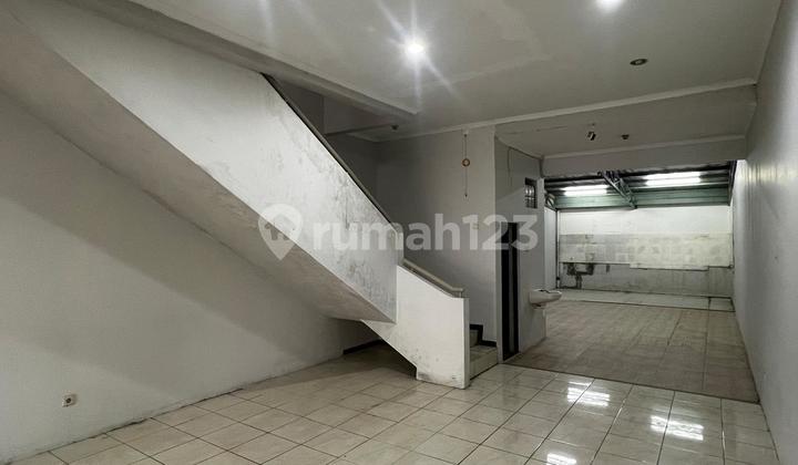 For Sale Ruko 2 Lantai Cocok untuk Usaha di Kawasan Kota Baru Parahyangan, Bandung For Sale Ruko 2 Lantai Cocok untuk Usaha di Kawasan Kota Baru Parahyangan, Bandung