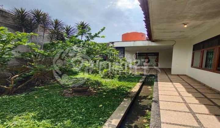 Spesial Requestt Hunian Semi Furnish Cantik di Area Setra Indah 7