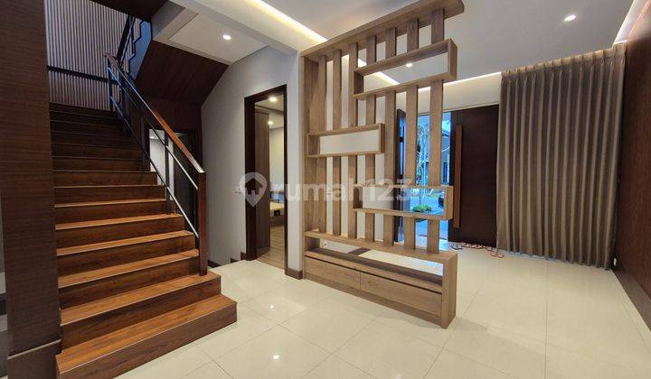 For Rent, Rumah Mewah Dengan Fasilitas Keren Di Tatar Prime Kota Baru Parahyangan, Bandung 1