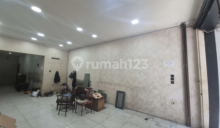 Pasti Untung! Disewakan Ruang Usaha Bangunan Lama Lokasi Strategis di Mainroad Dago Bawah, Bandung