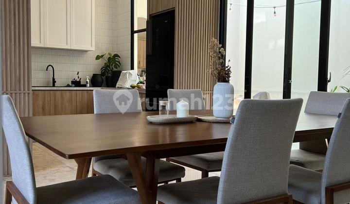 Hot Deal Sale! Rumah Cantik 2 Lantai Berlokasi di Kawasan Tenang Setiabudi, Bandung 2