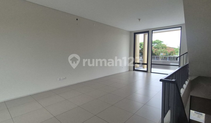 Disewakan Ruko Cakep Bikin Hoki Berlokasi di Kawasan Ramai , Kota Baru Parahyangan, Bandung