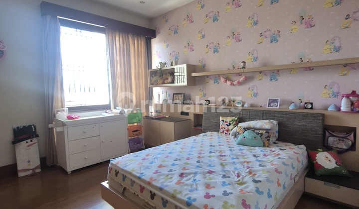 Cheaper Price! For Rent, Luxury House with Complete Facilities on Mainroad Singgasana, Mekar Wangi, Bandung Cheaper Price! For Rent, Luxury House with Complete Facilities on Mainroad Singgasana, Mekar Wangi, Bandung