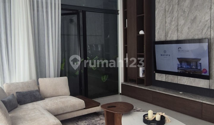 For Sale, Rumah Baru Luxury, Berlokasi di Kawasan Elite Kota Baru Parahyangan, Bandung