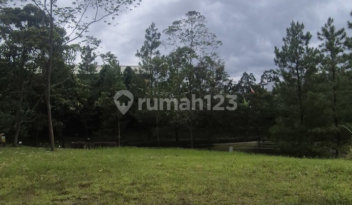 Kavling Kotak Siap Bangun dengan Kontur Datar, Berlokasi di Kota Baru Parahyangan, Bandung