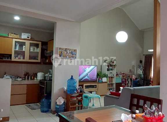 Survey Dulu Yuk! Jual Hunian Nyaman Berlokasi Di Kawasan Tenang Kota Baru Parahyangan, Bandung