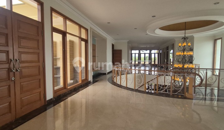 Rumah Mewah Lokasi di Bandung Utara, Harga di Bawah NJOP, Cek Segera di Budi Indah, Bandung 2