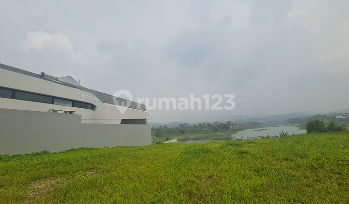 Dapet View Danau, Tanah Siap Bangun Lokasi Di Kawasan Beken Kota baru Parahyangan, Bandung