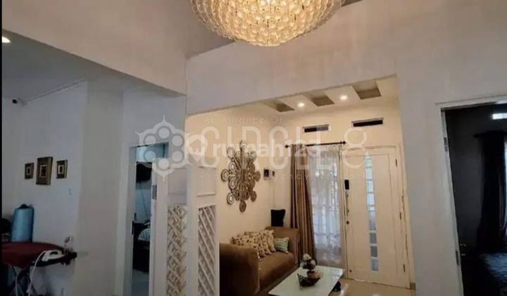 Hot Sale Rumah Semifurnish di Area Beken Kota Baru Parahyangan, Bandung 1