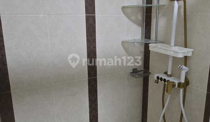 Quick Sale: Beautiful View Apartment, Ready to Occupy at The Majesty Apartment, Bandung 2