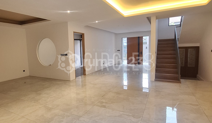 Rumah Tinggal Nyaman 2 Lantai Berlokasi Dikawasan Elite Mekar Wangi, Bandung