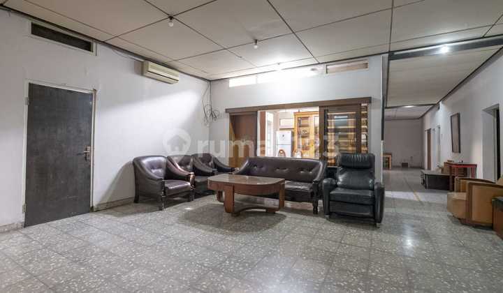Di Bawah NJOP, Dijual Cepat Rumah Dengan Luas Tanah Besar di Lembah Sukaresmi, Bandung 2