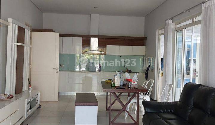 Disewakan... Rumah Cantik Siap Huni Berlokasi Di Kota Baru Parahyangan Bandung