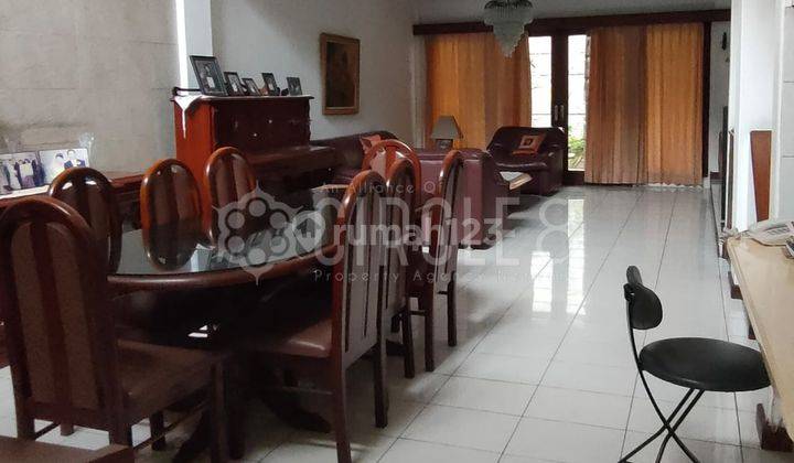 Strategis, Rumah Furnish Terawat Lokasi di Tengah Kota, Naripan, Bandung 2