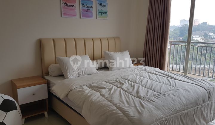 Great View, Nice 1 Bedroom Apartment, Fully Furnished in Galery Ciumbuleuit, Bandung