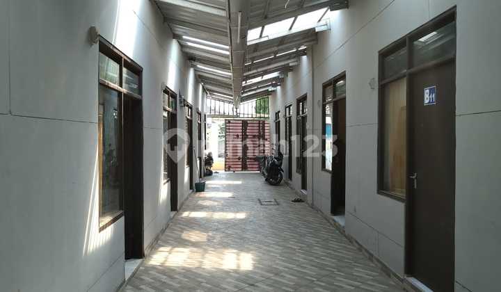 Good Investment!! Boarding House in a Busy Location Ready to Bring Luck in Mekar Jaya, Cimahi