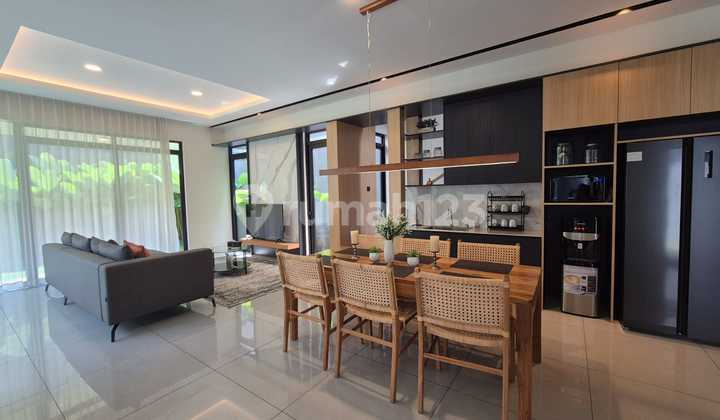 Hunian Mewah Lengkap Dengan Furniture Di Area Kota Baru Parahyangan, Bandung
