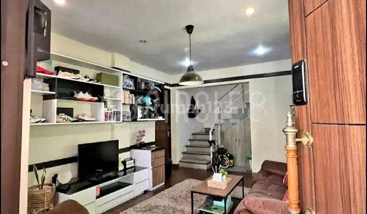 Sudah Full Furniture, Rumah Cantik Diarea Tenang Sarijadi Bandung 1