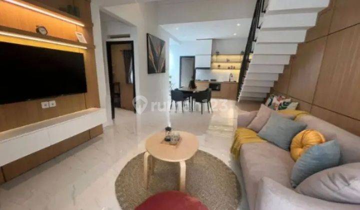 Modern Minimalis, Rumah Furnish Lokasi Strategis di Kota Baru Parahyangan 1