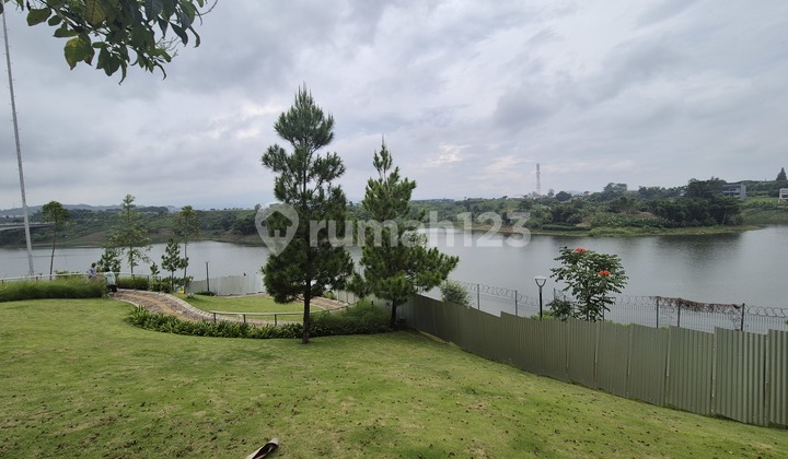 Siap bangun Rumah Impian, Kavling Cakep Di kawasan Tenang Kota Baru Parahyangan, Bandung