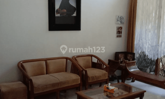 Rumah Nyaman Semifurnish di Kawasan Elite Setra Duta, Bandung 1