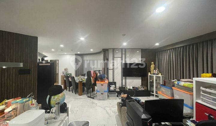 For Sale Luxury Apartment, Corner Type, Fully Furnished at Grand Setiabudi, Bandung 2