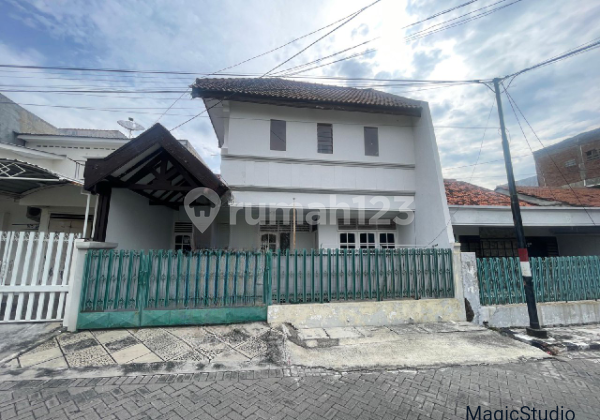 Rumah Di Darmo Permai Selatan Sby SHM