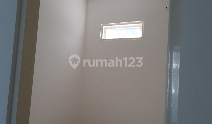 New House in Gayungsari, South Sby 2