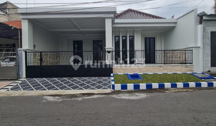 Disewakan Rumah Darmo Permai Timur Sby Disewakan Rumah Darmo Permai Timur Sby