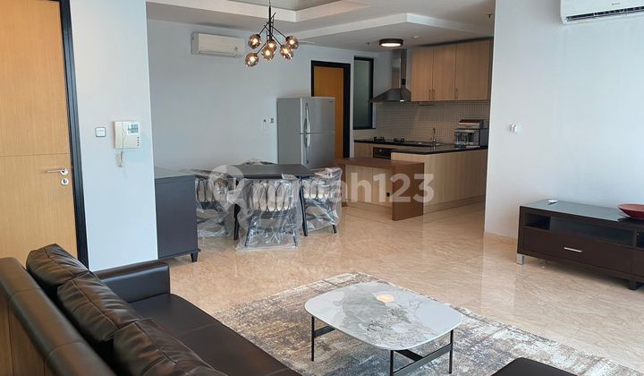 For Rent Luxury Apartment Setiabudi Residence 3 BR, 146 M2, Modern Furnished, Kuningan, South Jakarta