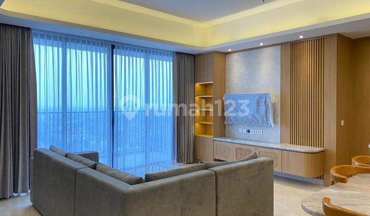 Disewakan Cepat  Apartmen Southgate Residence 3 BR Luas 161 sqm Sangat Terawat, Jakarta Selatan 1