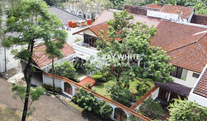 Rumah Minimalis Terawat Dalam Komplek Eksklusif Area Fatmawati Harga Under NJOP Rumah Minimalis Terawat Dalam Komplek Eksklusif Area Fatmawati Harga Under NJOP