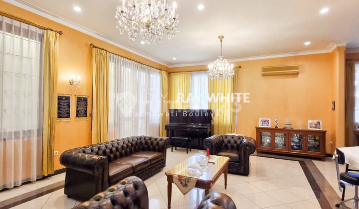 Rumah Klasik Terawat 2 Lantai Area Cipete Kemang 2