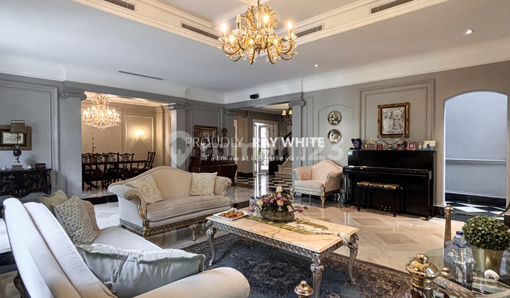 Rumah Mewah Inspiratif Dijual di Tebet Regency Jakarta 2