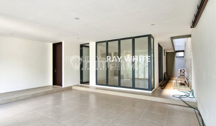 Rumah Baru 3 Lantai Deasin Modern Dalam Cluster Lebak Bulus  2