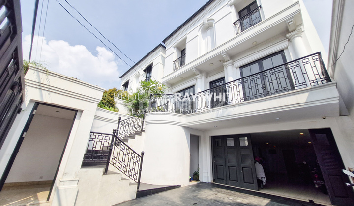 Rumah Brand New Amarican Classic Design Siap Huni Dekat MRT H Nawi  2