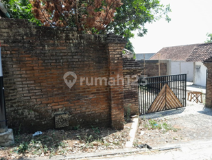 Nice Semi-Furnished SHM House in Bergas, Semarang 2