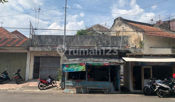 Selling Bird House with Large Land 575 M2 in Purworejo, Semarang 2