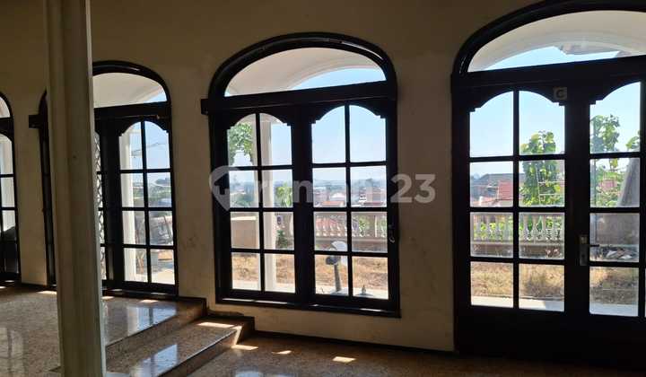 Nice Cheap Semi Furnished House with SHM in South Kalibanteng, West Semarang 2