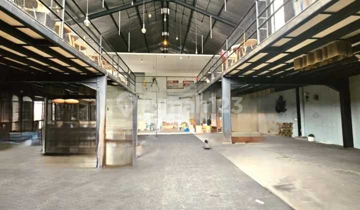 Gudang 600 m2 2 Lantai di Jl, Dr Cipto, Semarang 1