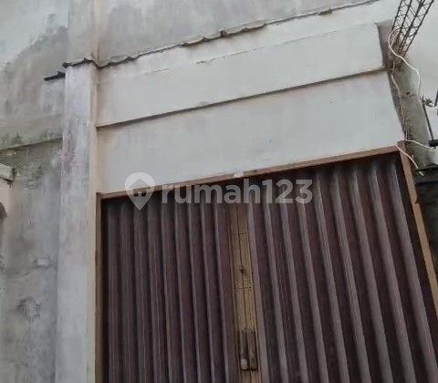 For Sale: Former Swiftlet Bird's Nest House, ideal for business use in Godong, Grobogan. Price negotiable until sold. For Sale: Former Swiftlet Bird's Nest House, ideal for business use in Godong, Grobogan. Price negotiable until sold.