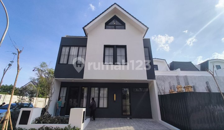 Rumah mewah dian istana harga 2.3M free biaya dan Dp surabaya barat